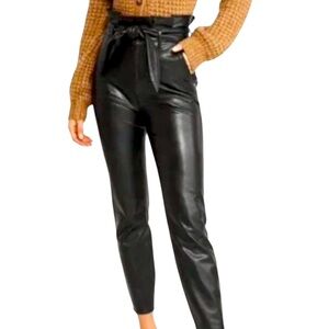 NWOT Abercrombie & Fitch Black Faux Leather Vegan Leather Ankle Pants Women sz M